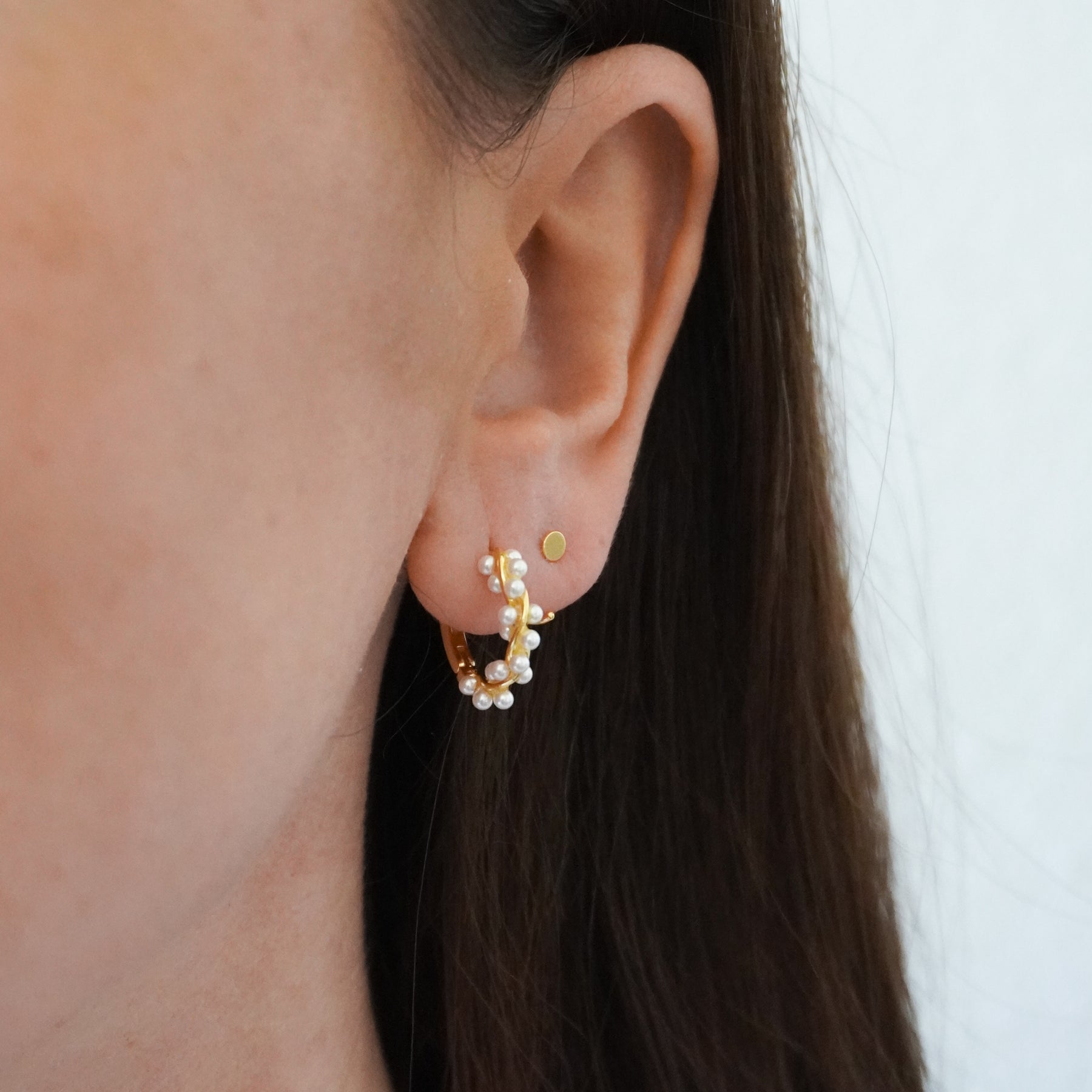 Pila Earring