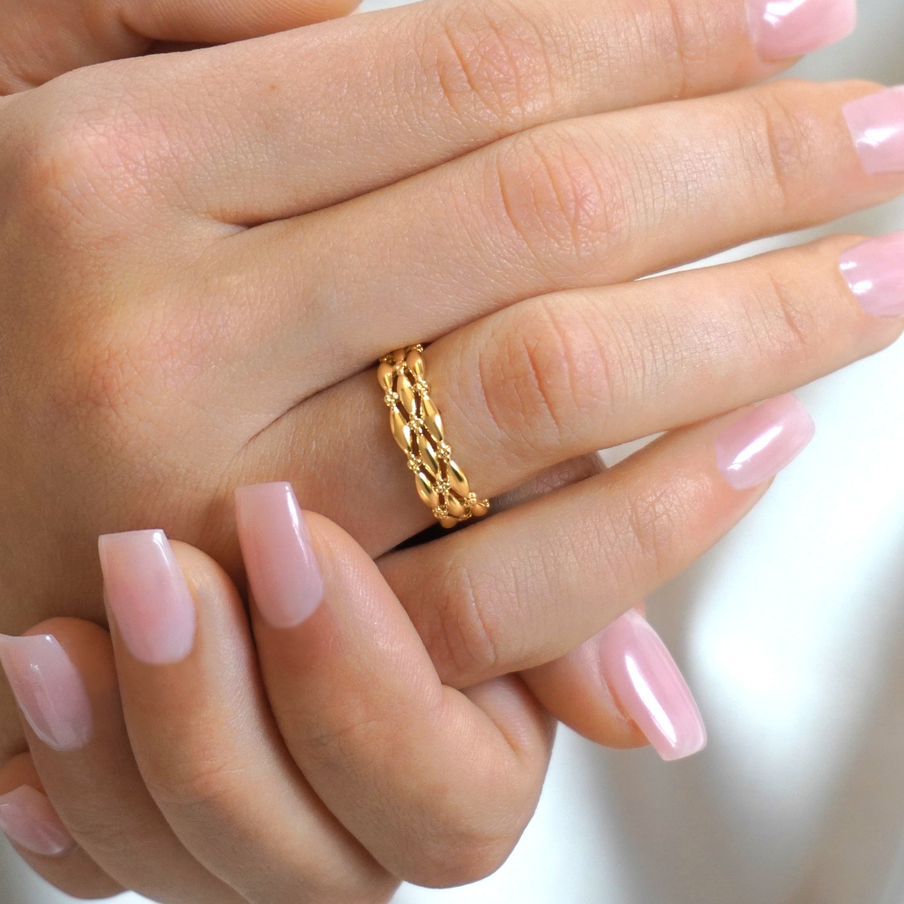 Gale Ring