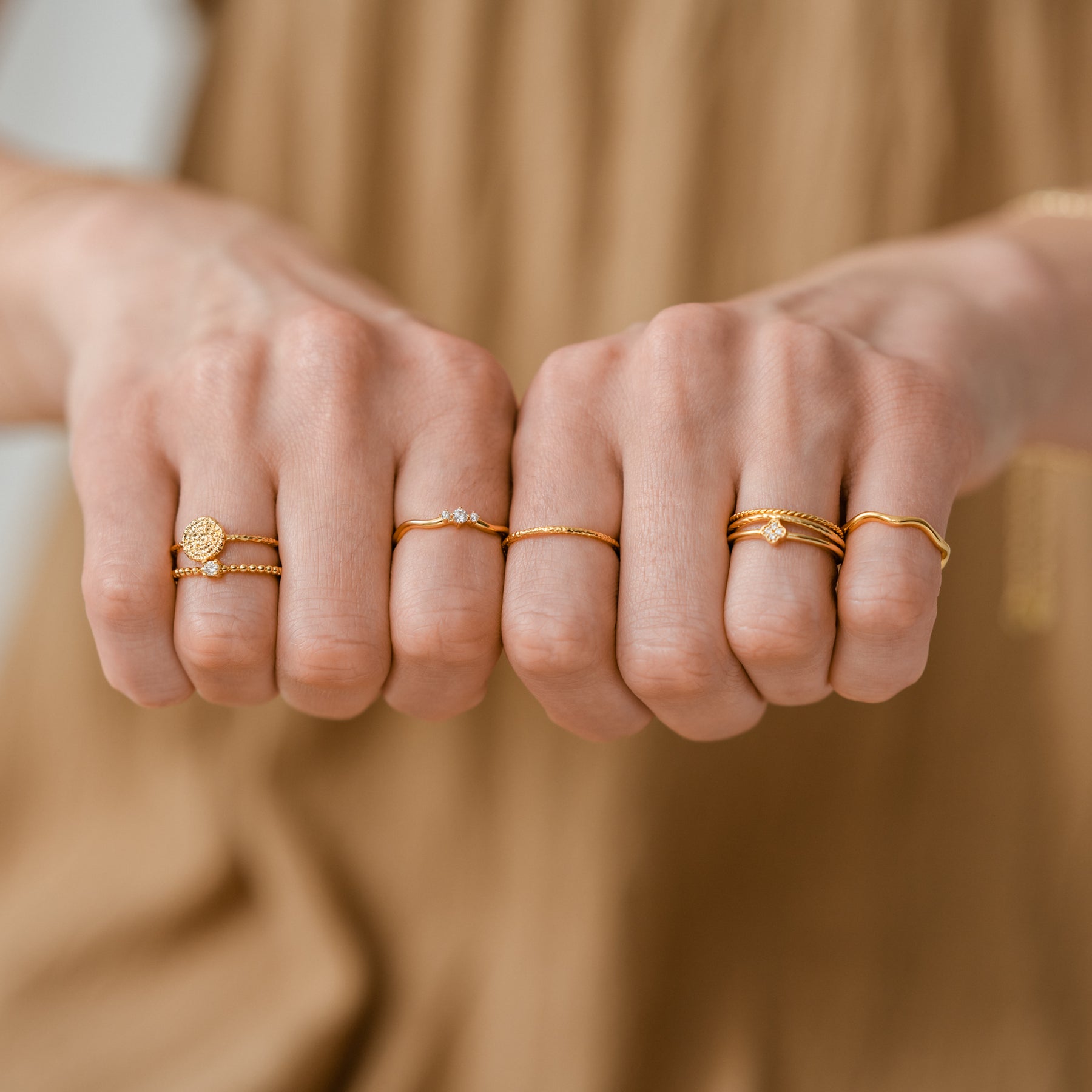Ebby Ring