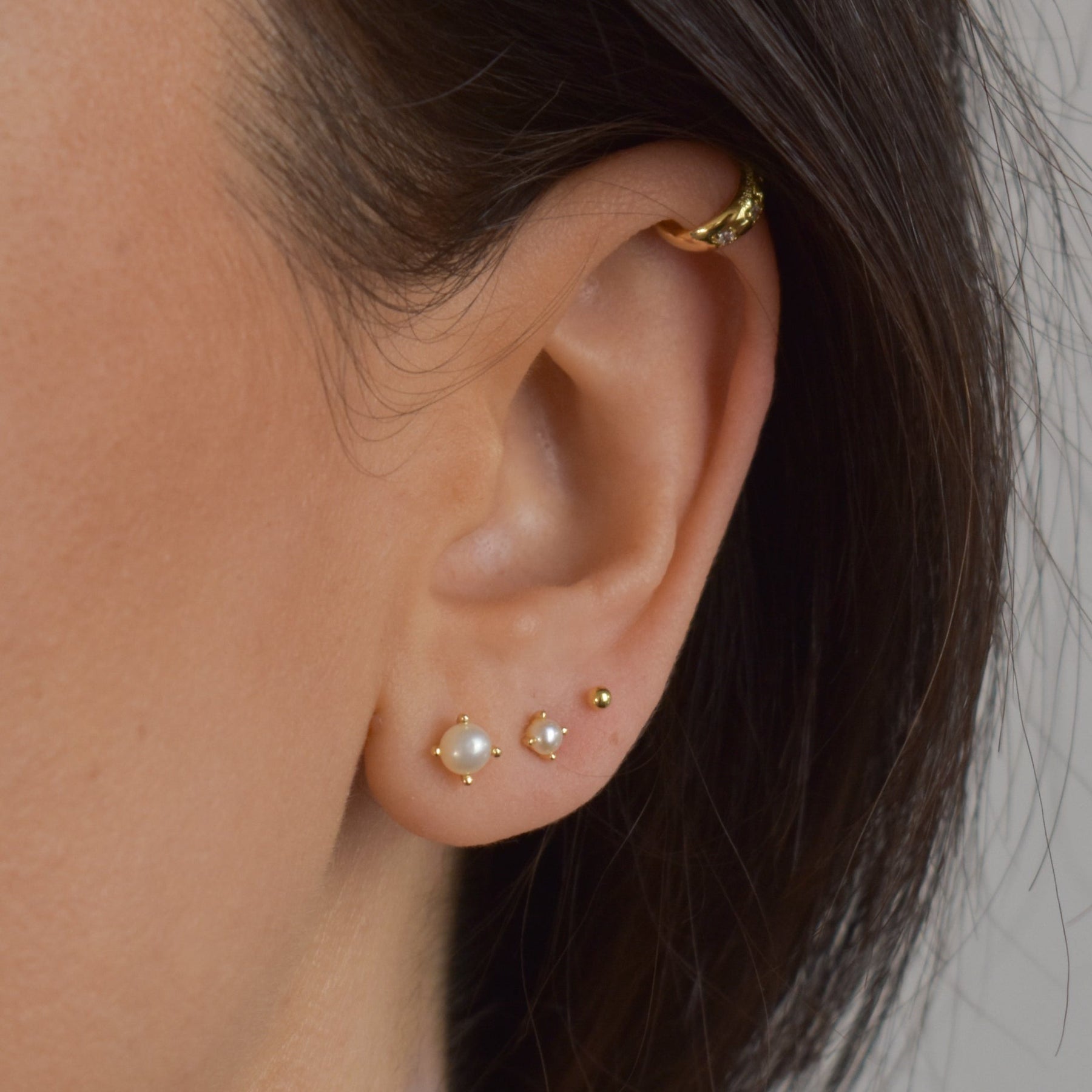 Pearl Stud