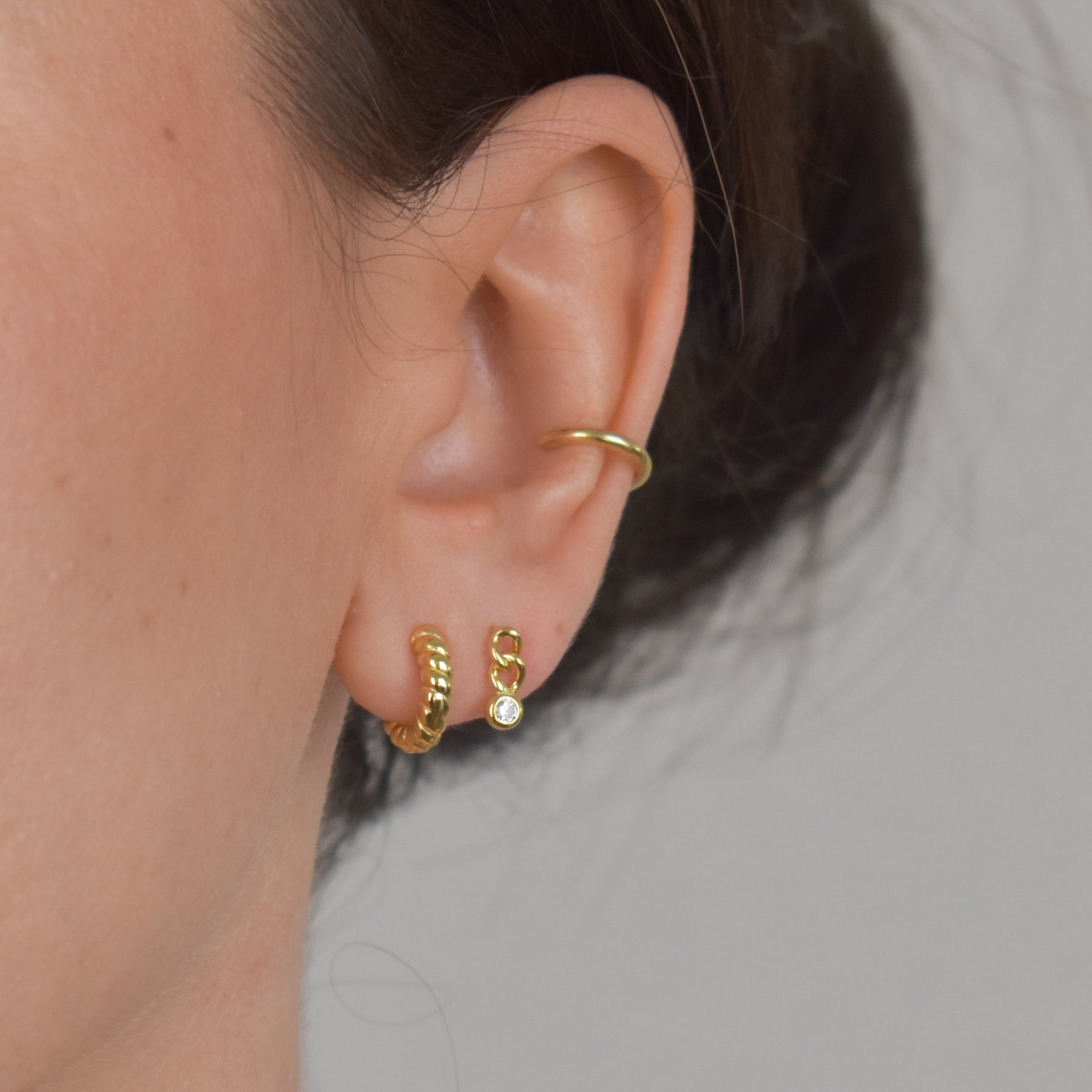 Tiara Stud