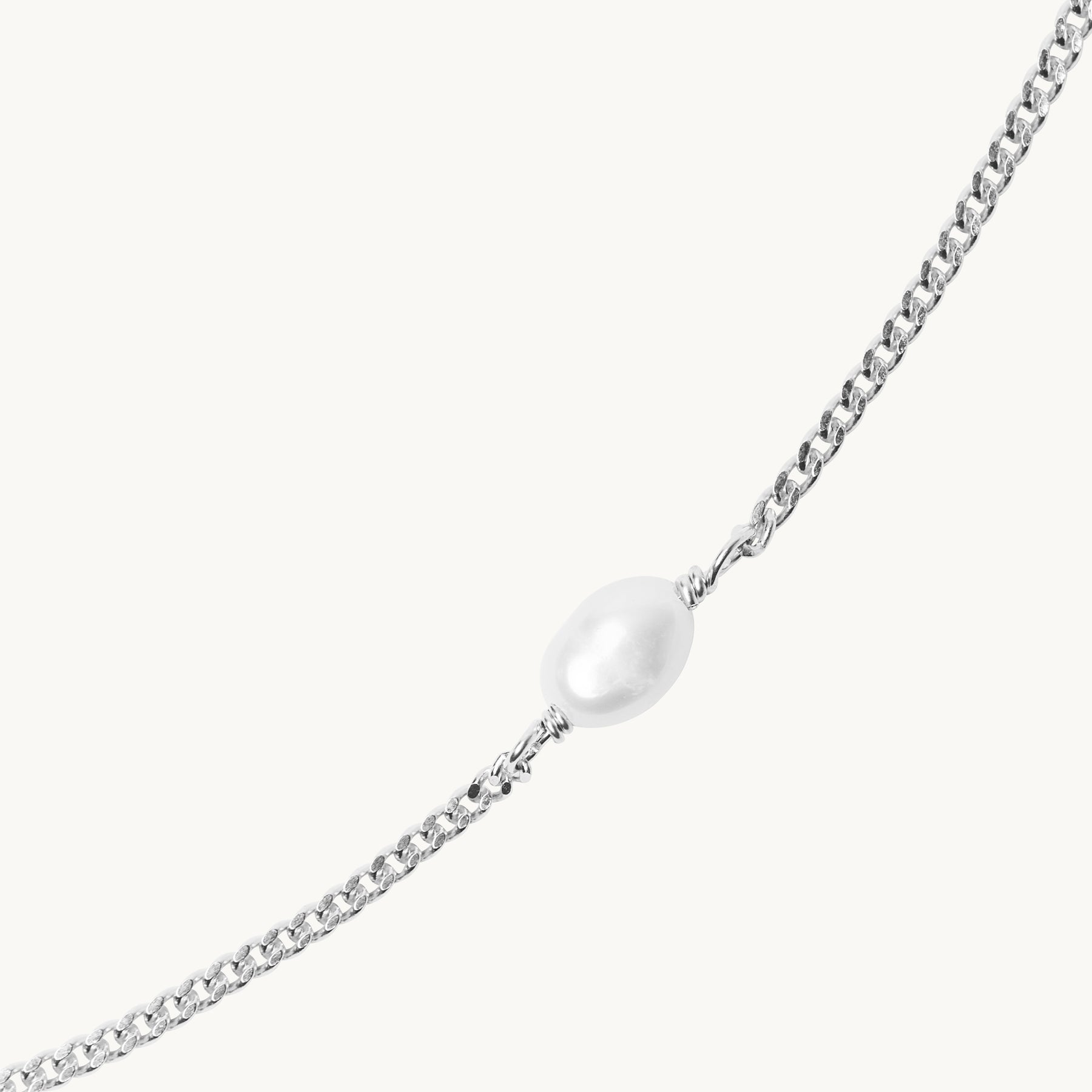 Hazel Pearl Necklace