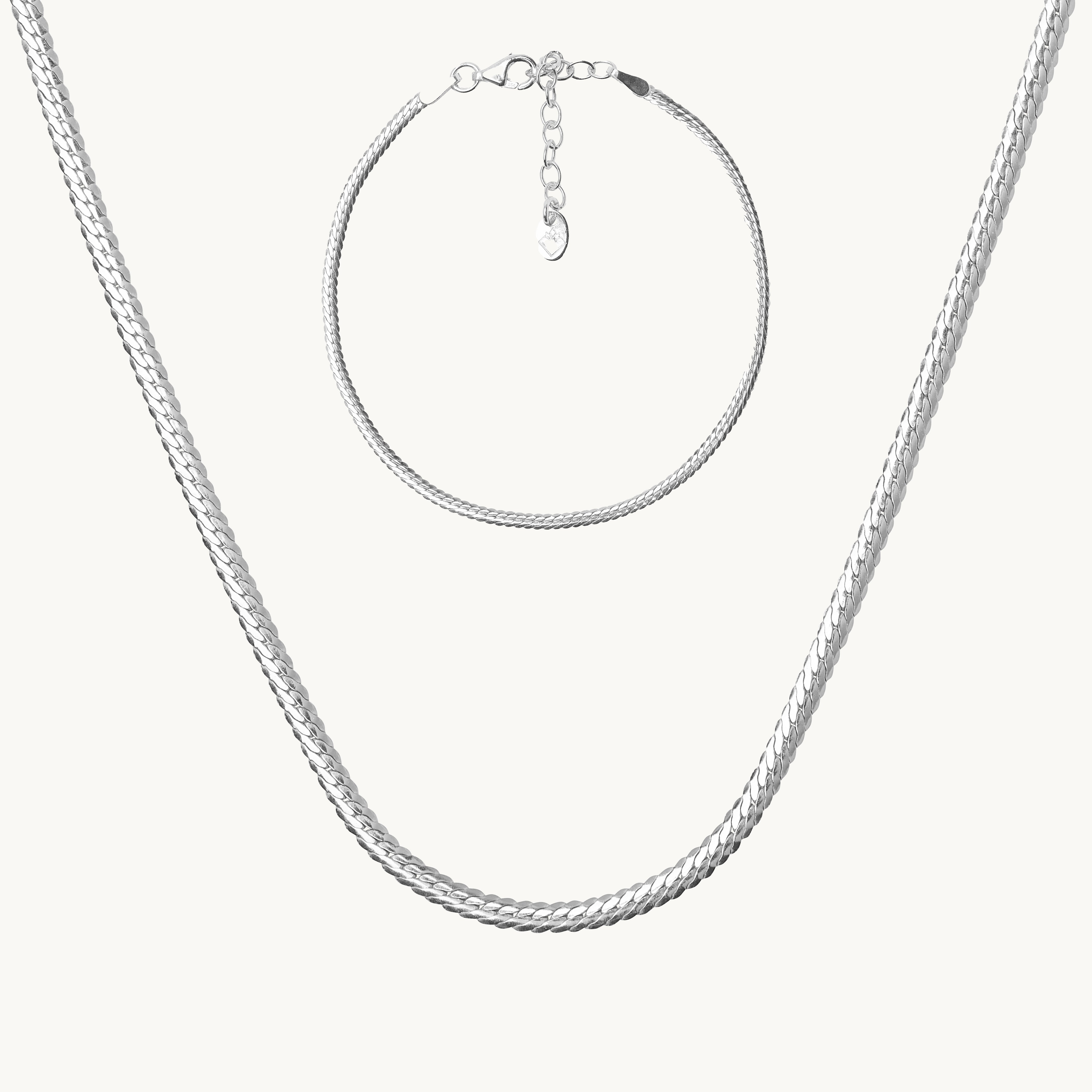 Camila Set