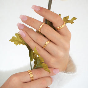 Lyra Ring