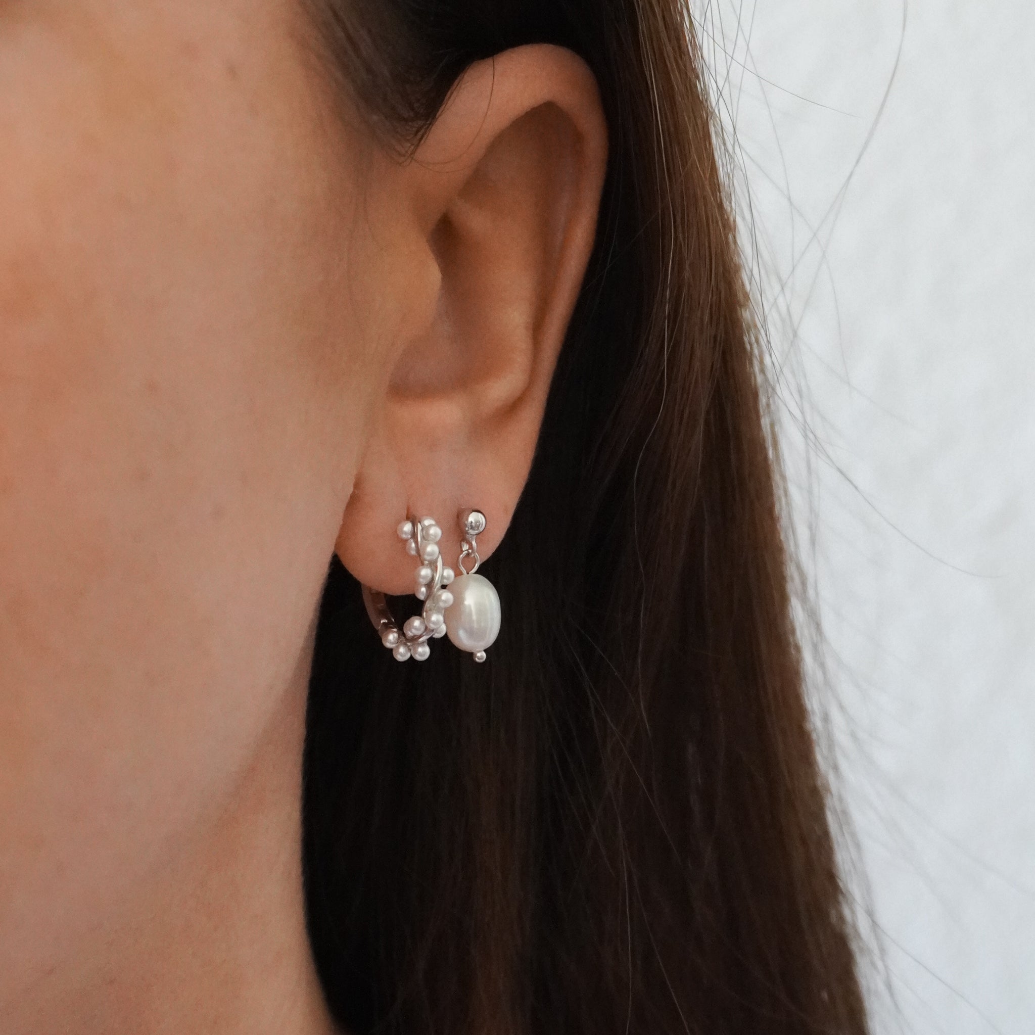 Carlotta Studs