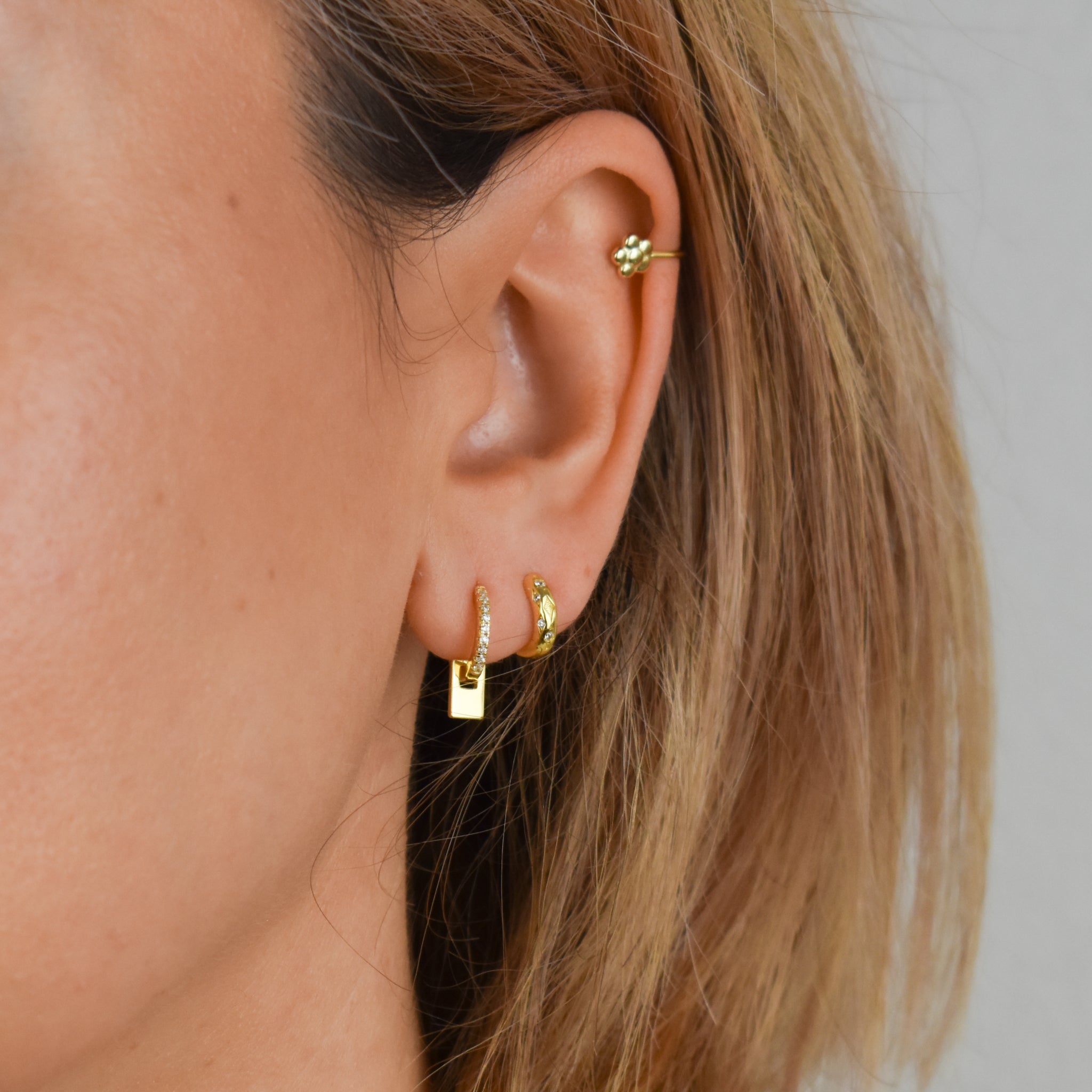 Miza Hoops