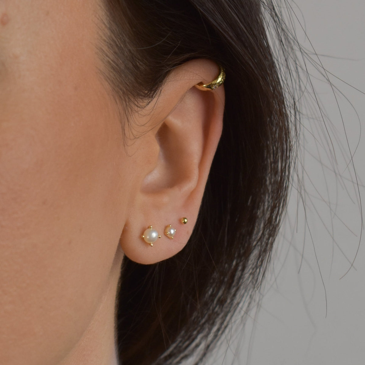 Pearl Stud